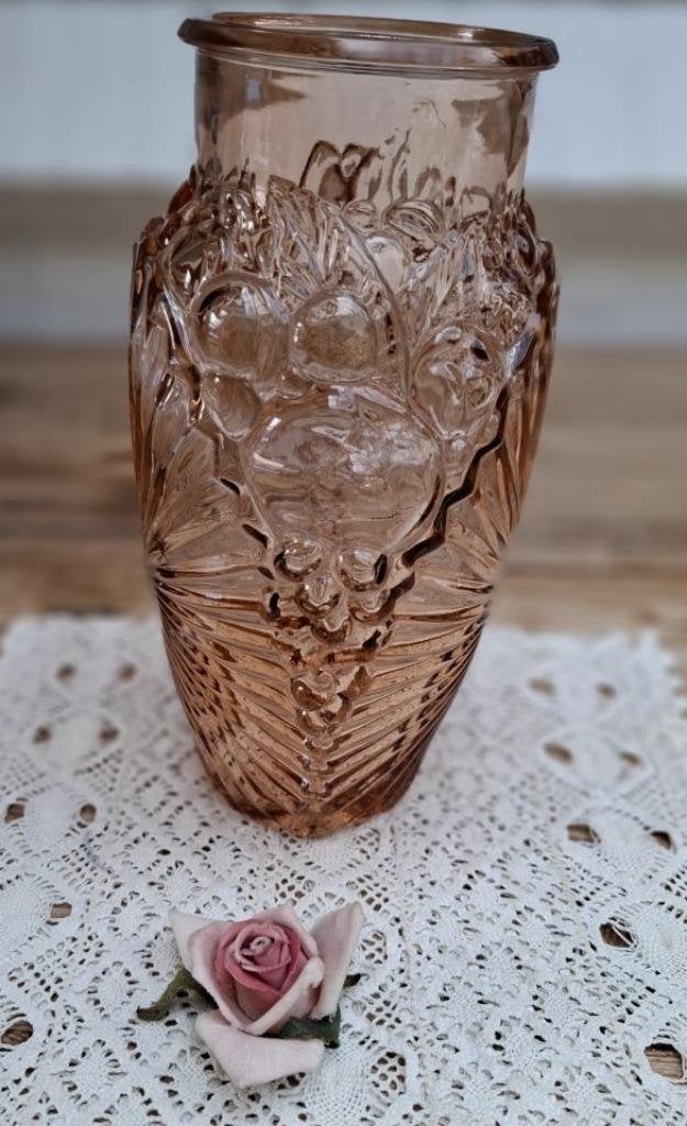 Grote Franse brocante roze glazen vaas, 24,5 cm, Antiek en Kunst, Curiosa en Brocante, Ophalen of Verzenden