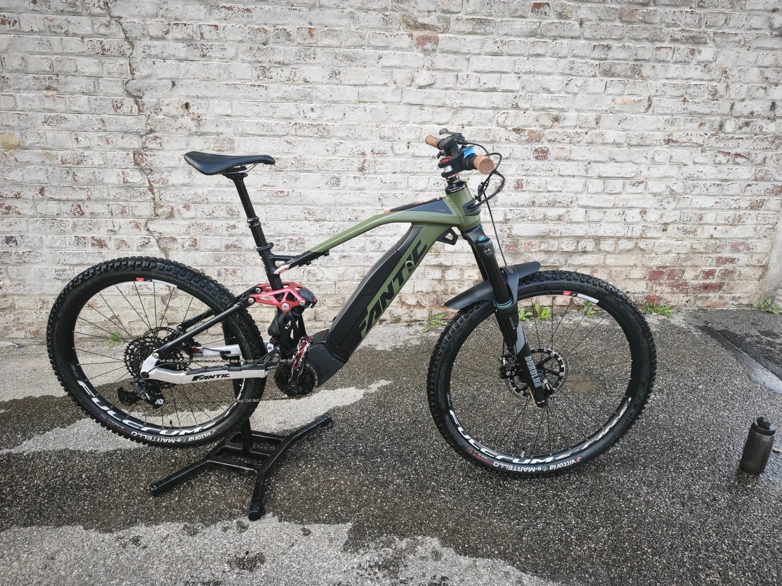 VTT élec fantic 1.7, Vélos & Vélomoteurs, Enlèvement