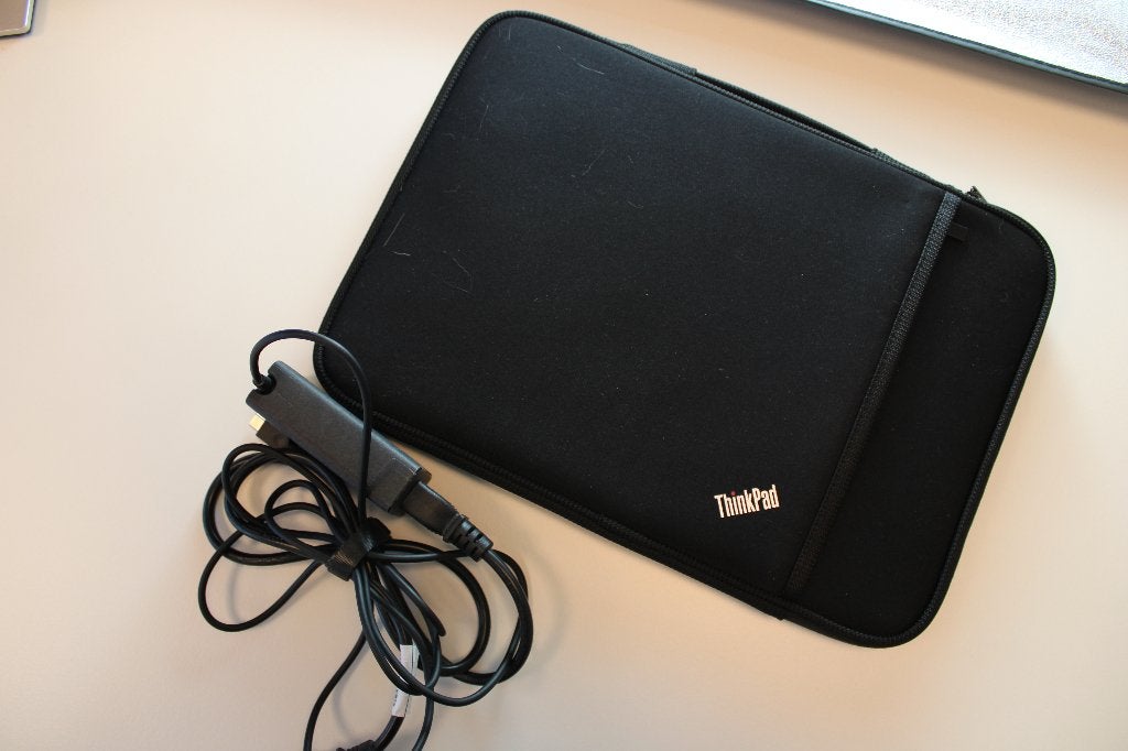 ThinkPad X1 Carbon Gen 13 - with charger and case, Informatique & Logiciels, Enlèvement ou Envoi, Utilisé, Lenovo ThinkPad