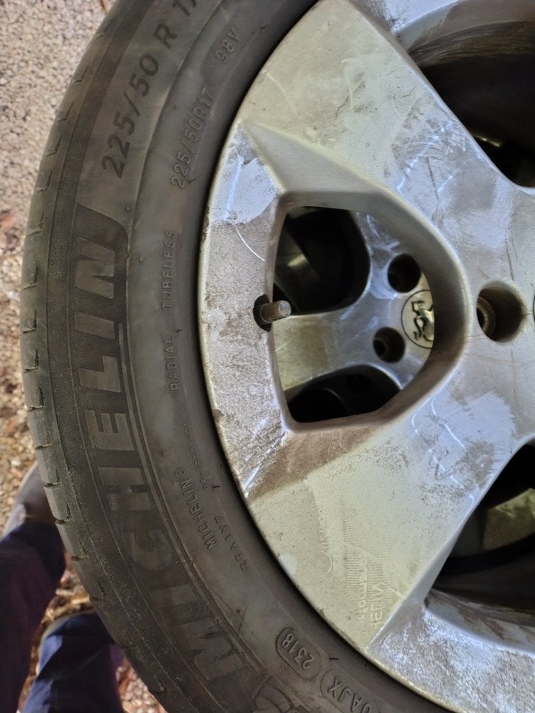Pneus Michelin 225/50/17 Peugeot 3008/2012, Autos : Pièces & Accessoires, Pneus & Jantes, Enlèvement, Pneus été, Pneu(s)