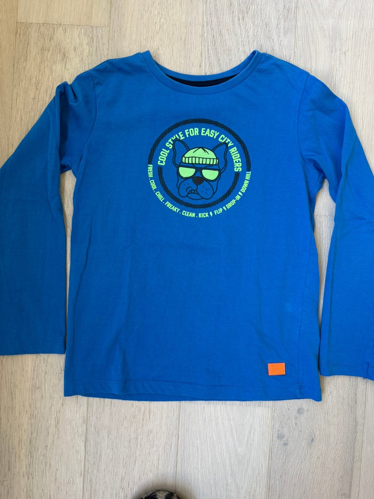 T-Shirt lange mouw- Orange Stars - 152cm - zeer goede staat, Kinderen en Baby's, Ophalen of Verzenden, Zo goed als nieuw, Jongen