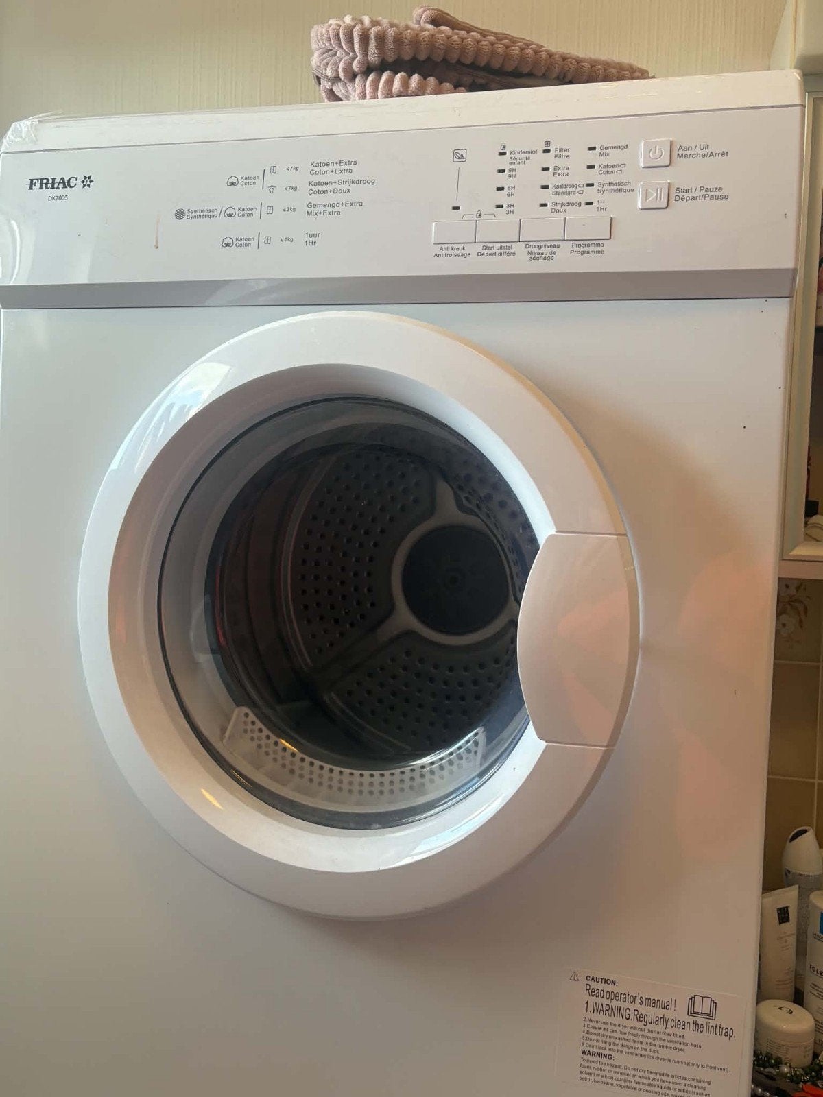 Le sèche-linge fonctionne toujours parfaitement, Electroménager, 6 à 8 kg, Enlèvement, Utilisé, Évacuation d'air