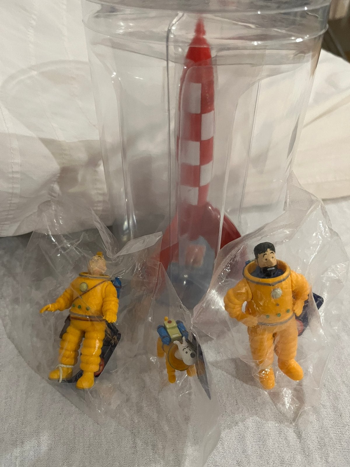 Tintin+ Tintin Haddock Snowy raket nieuwe astronauten!, Verzamelen, Poppetjes en Figuurtjes, Ophalen of Verzenden, Nieuw