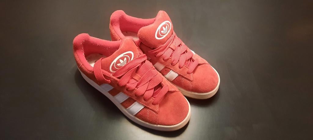 Adidas Campus Red 41.5 Schoenen, Overige kleuren, Sportschoenen, Ophalen of Verzenden, Zo goed als nieuw