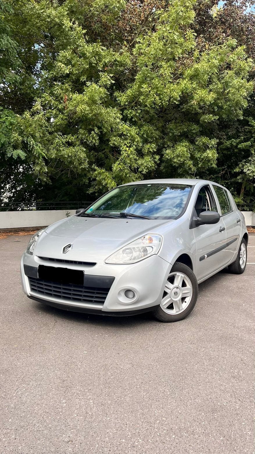 Renault Clio 3 – Très bon état – Prête à rouler, Autos, Renault, Argent ou Gris, Achat, Isofix, Carnet d'entretien