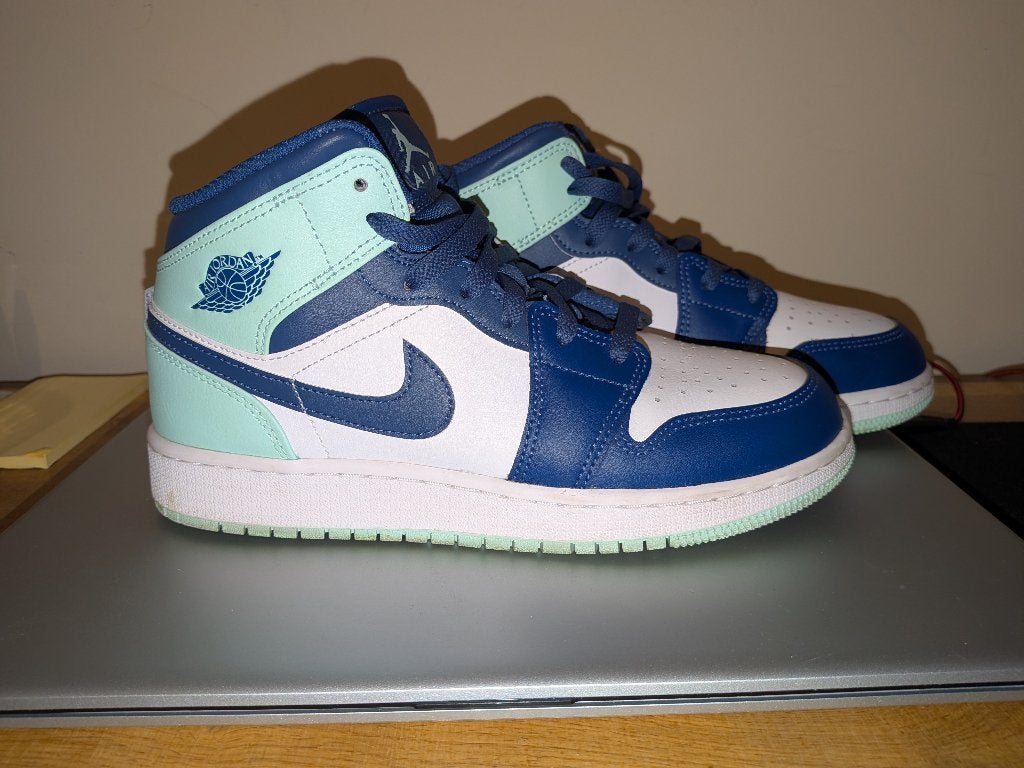 Nike Air Jordan 1 Mid "Mystic Navy Mint Foam - MAAT 38, Vêtements | Hommes, Comme neuf, Enlèvement, Blanc, Jordan (Nike)