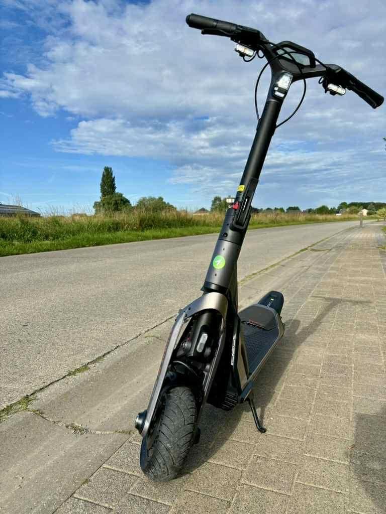 Trottinette électrique, Enlèvement, Comme neuf, Autres types, Segway Ninebot
