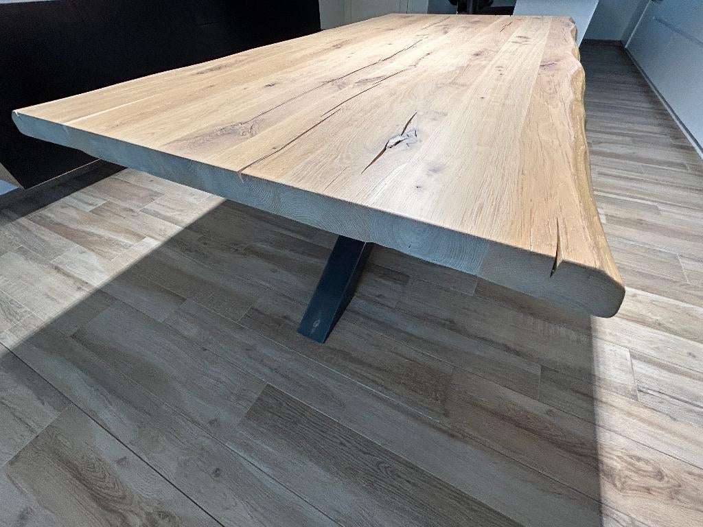 Prachtige massief eiken boomstamtafel. Zo goed als nieuw., Huis en Inrichting, Tafels | Eettafels, Ophalen, 100 tot 150 cm, Eikenhout