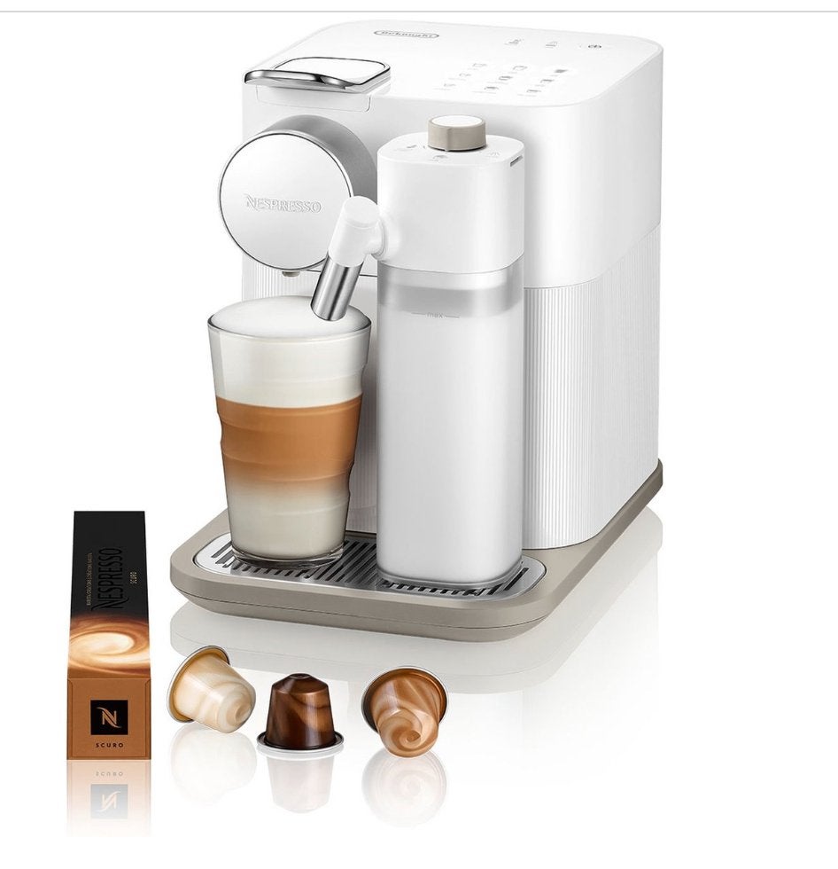 Nespresso Gran Latissima, Machine à espresso, Réservoir d'eau amovible, Enlèvement, Utilisé
