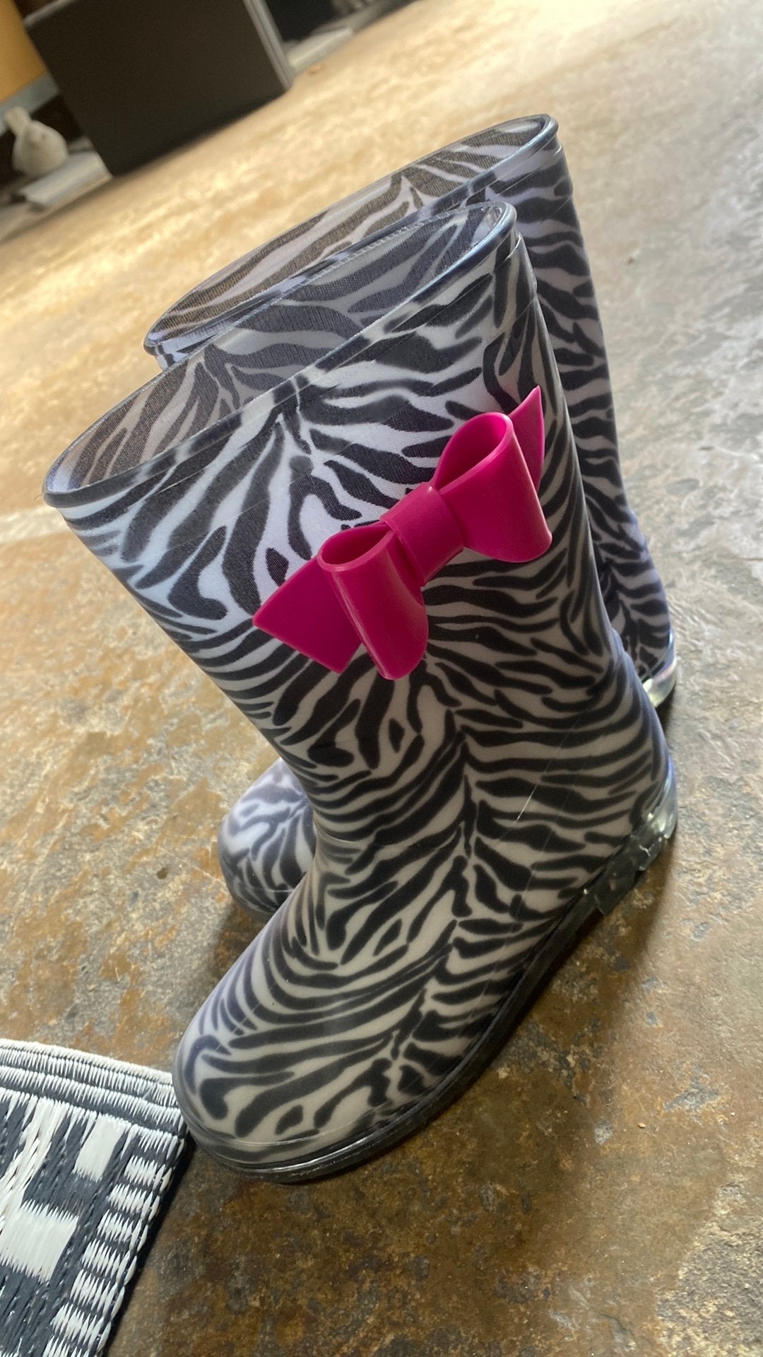 Regenlaarsjes, Kinderen en Baby's, Babykleding | Schoentjes en Sokjes, Ophalen, Nieuw, Meisje
