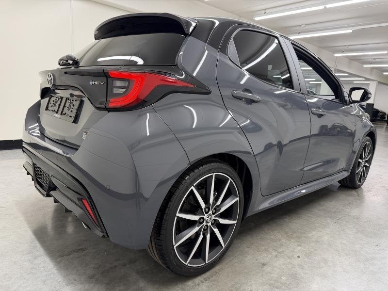Toyota Yaris GR Sport + Safety Pack, Auto's, Automaat, 1498 cc, https://public.car-pass.be/vhr/a9e58c71-1fd3-4221-bc47-c766994fb21c