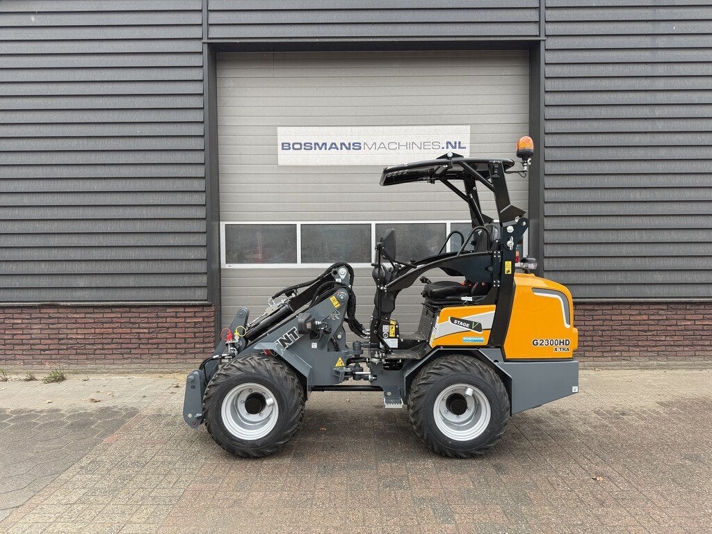 Giant G2300 X-TRA HD minishovel NIEUW €475 LEASE, Tobroco, Info@tobroco.nl, Sprendlingenstraat 57
5061 KM  Oisterwijk, NL, Wiellader of Shovel