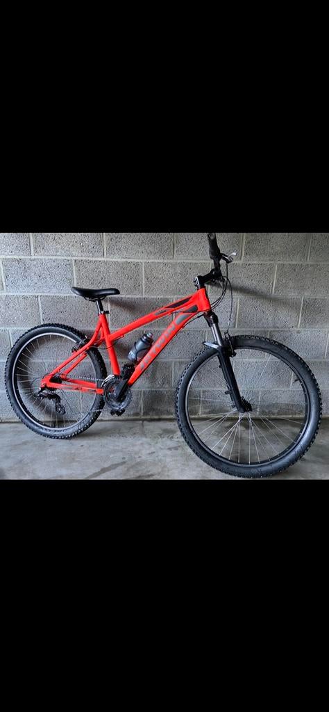 Vtt b-twin, Vélos & Vélomoteurs, Enlèvement, Comme neuf