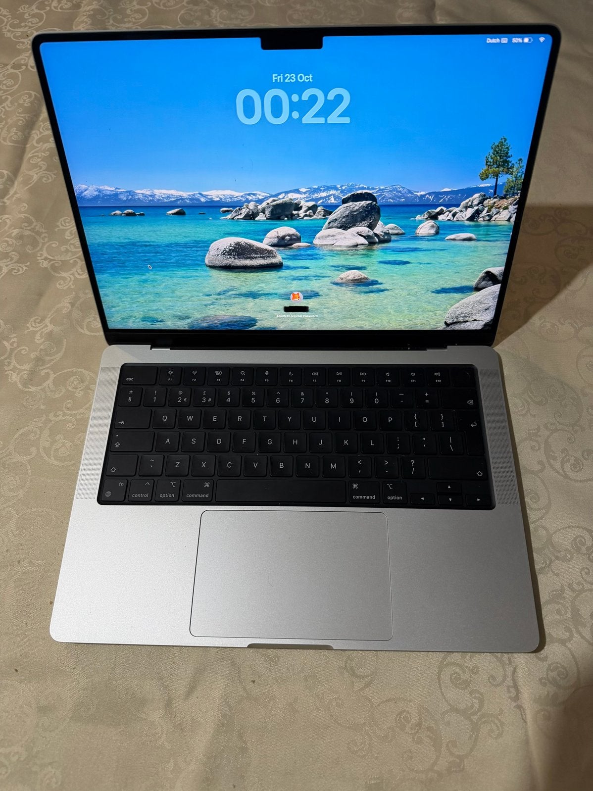 Macbook pro m3 - 1tb - 16gb - 94% - Qwerty zilver, Computers en Software, Ophalen, Zo goed als nieuw, Qwerty