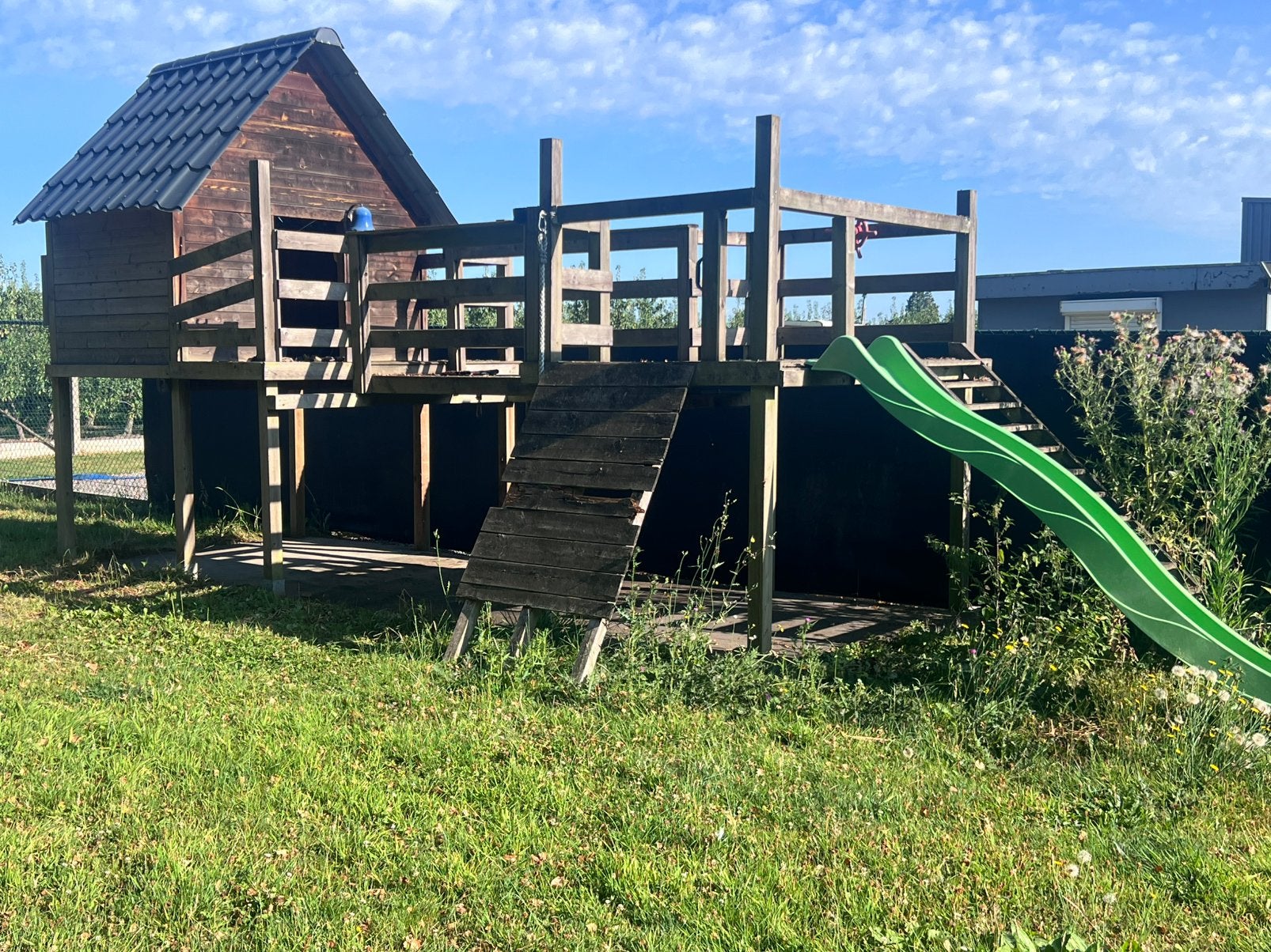 Houten speeltuig, Ophalen, Gebruikt