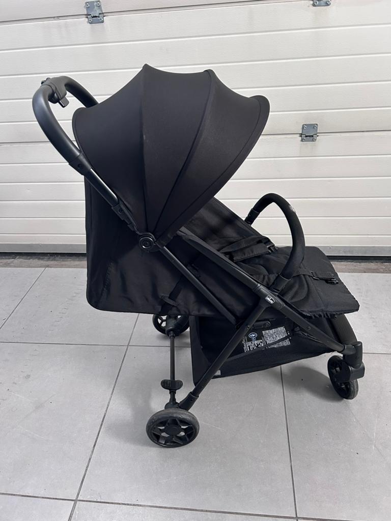 Zwart Chicco urbino buggy, Ophalen, Zo goed als nieuw