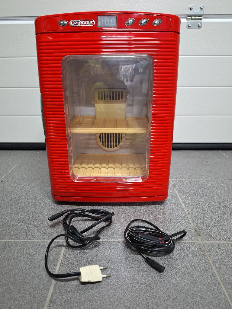 Mini koelkastje 12v/230v, Moins de 75 litres, Enlèvement, Comme neuf, Sans bac à congélation