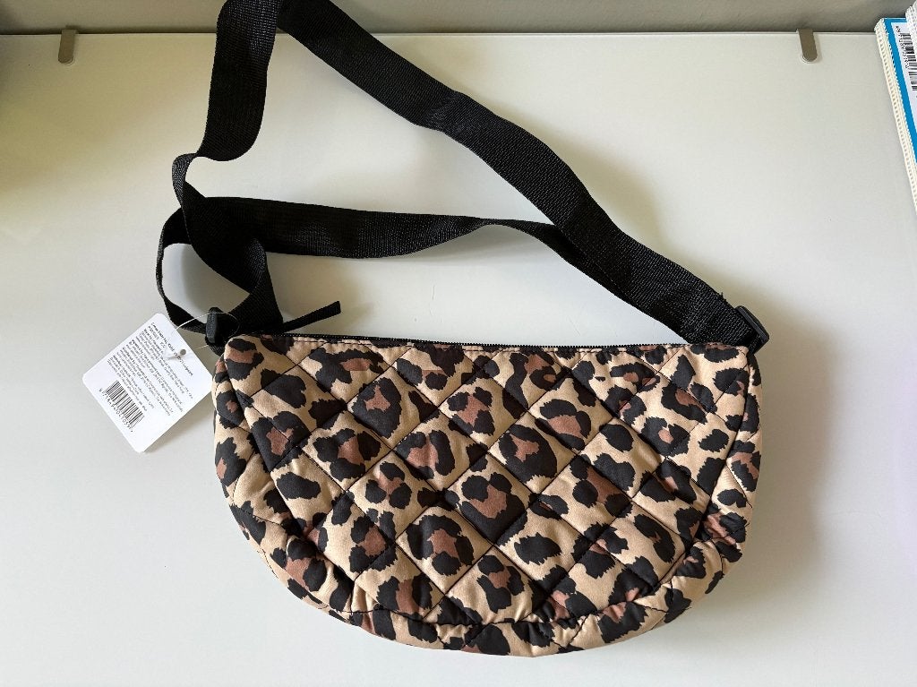 Sac à bandoulière gonflé à imprimé léopard | NEUF avec carte, Bijoux, Sacs & Beauté, Enlèvement ou Envoi, Neuf, Brun, Sac à bandoulière