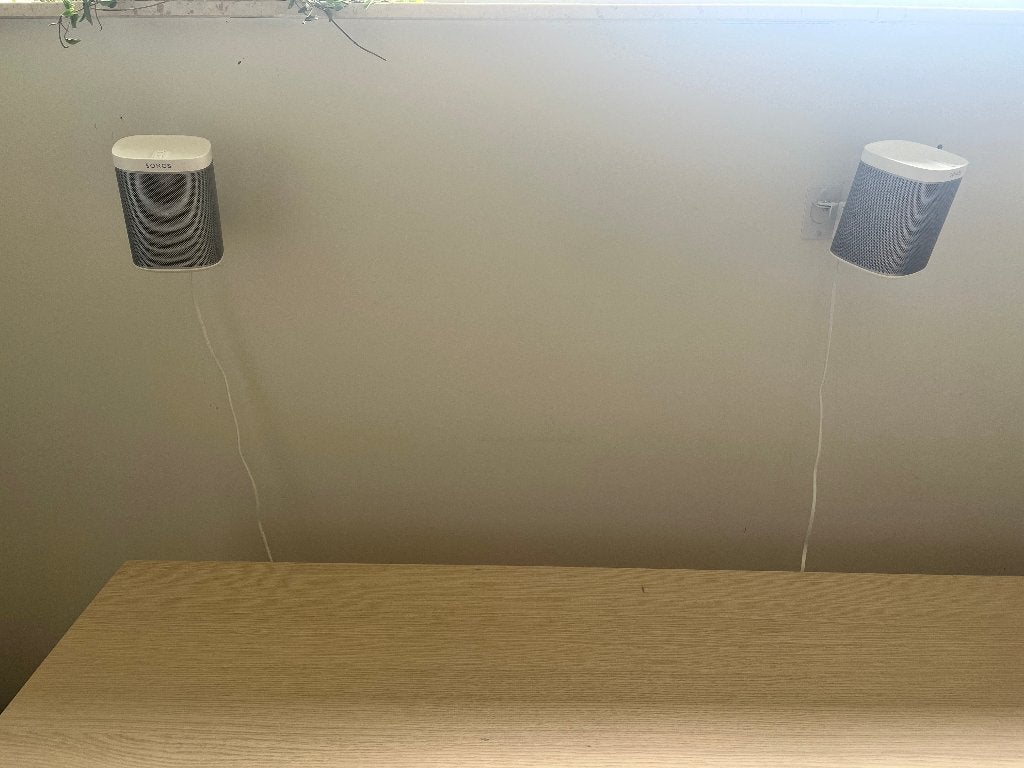 Sonos play:1 paar met muurbeugels., Ophalen, Zo goed als nieuw, Front, Rear of Stereo speakers, Sonos