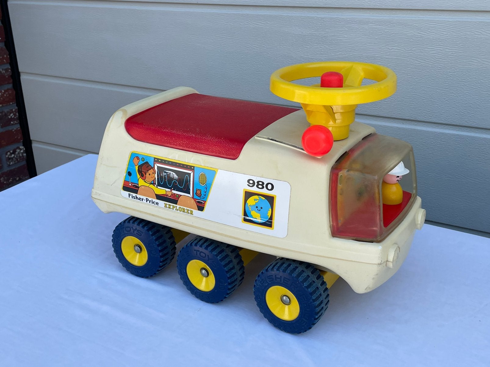 Fisher Price explorer ATV loopwagen vintage seventies, Kinderen en Baby's, Ophalen of Verzenden, Gebruikt, Auto of Voertuig