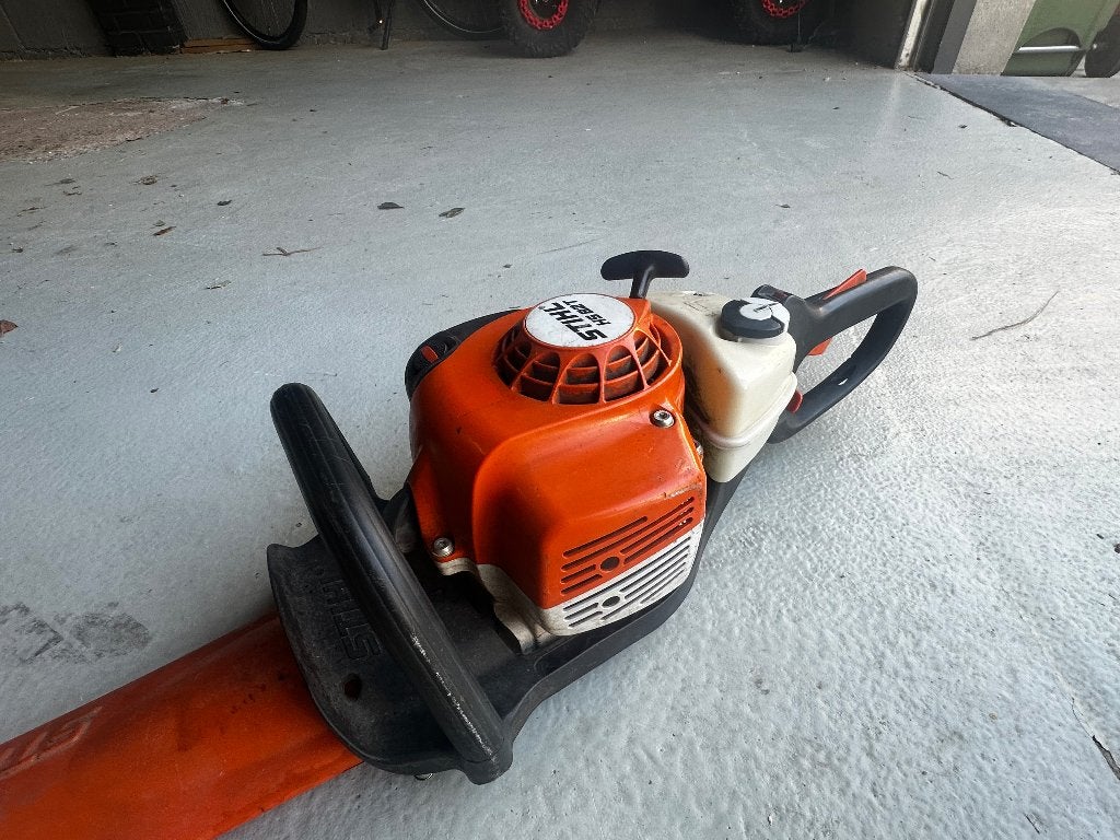Stihl haagschaar HS 82 T, Jardin & Terrasse, Enlèvement, Utilisé, Essence, Stihl