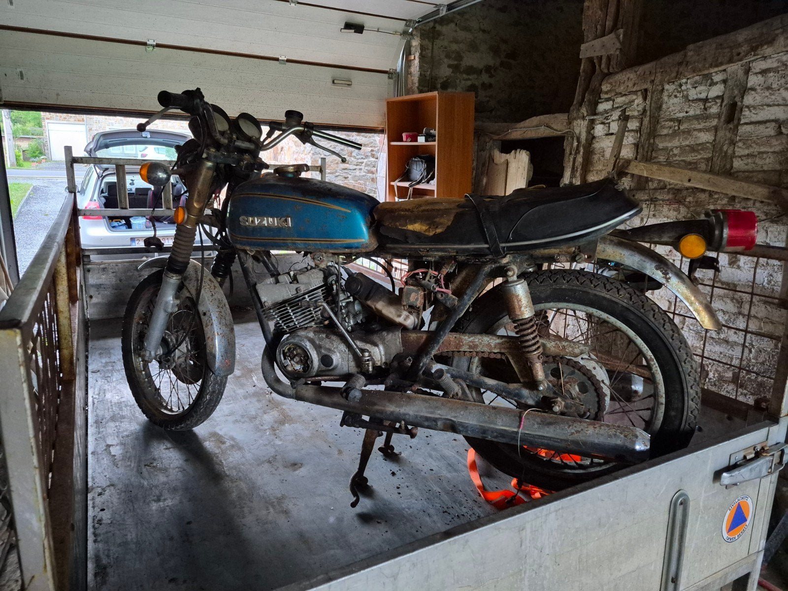 Suzuki gt 250