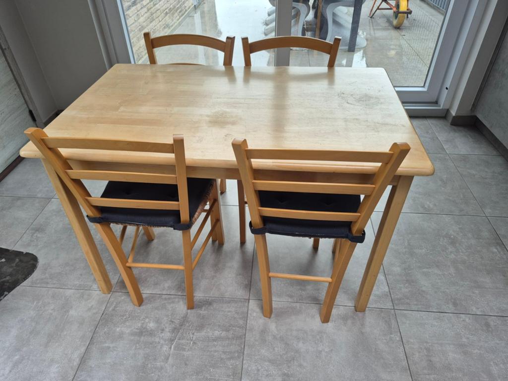 Tafel 4 personen met stoelen, Ophalen, Eettafel