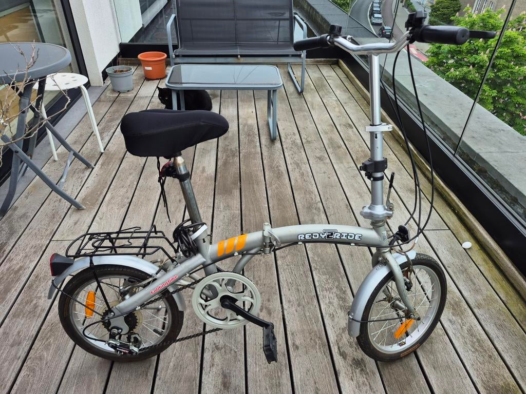 REDY2RIDE vouwfiets — Ideaal voor stads- en gemengde routes, Fietsen en Brommers, Fietsen | Vouwfietsen, Versnellingen, Ophalen