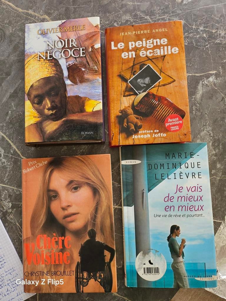 Lot de 4 romans- Suspense et Destins brisés, Enlèvement ou Envoi