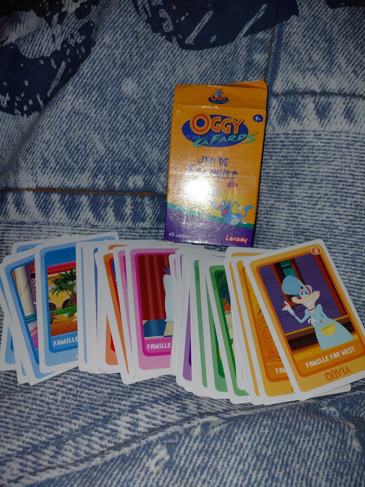 jeu de 7 familles oggy, Enlèvement