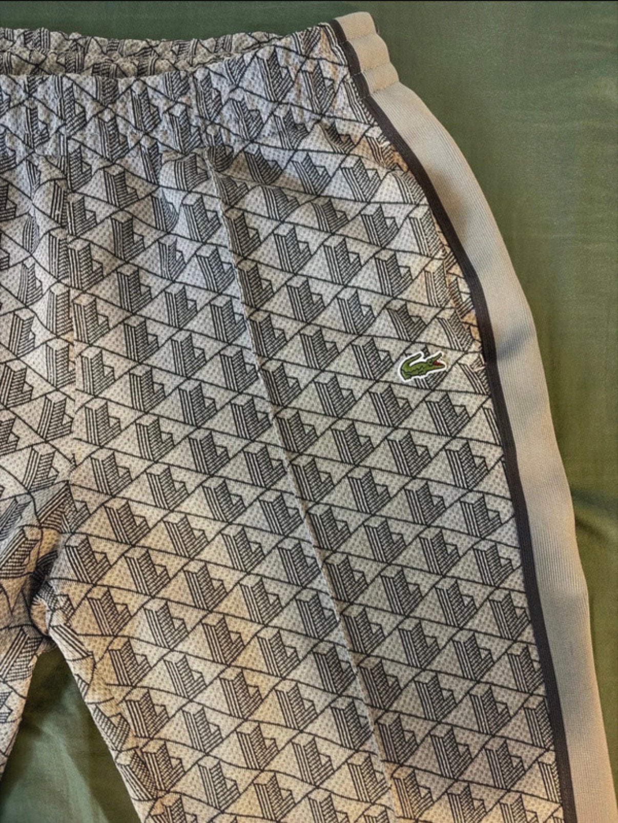 Jogging Lacoste, Enlèvement ou Envoi, Comme neuf, Taille 48/50 (M), Gris