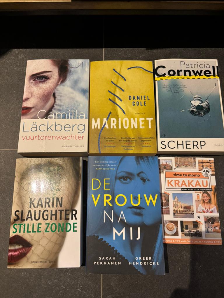 Boeken te koop, Enlèvement, Comme neuf