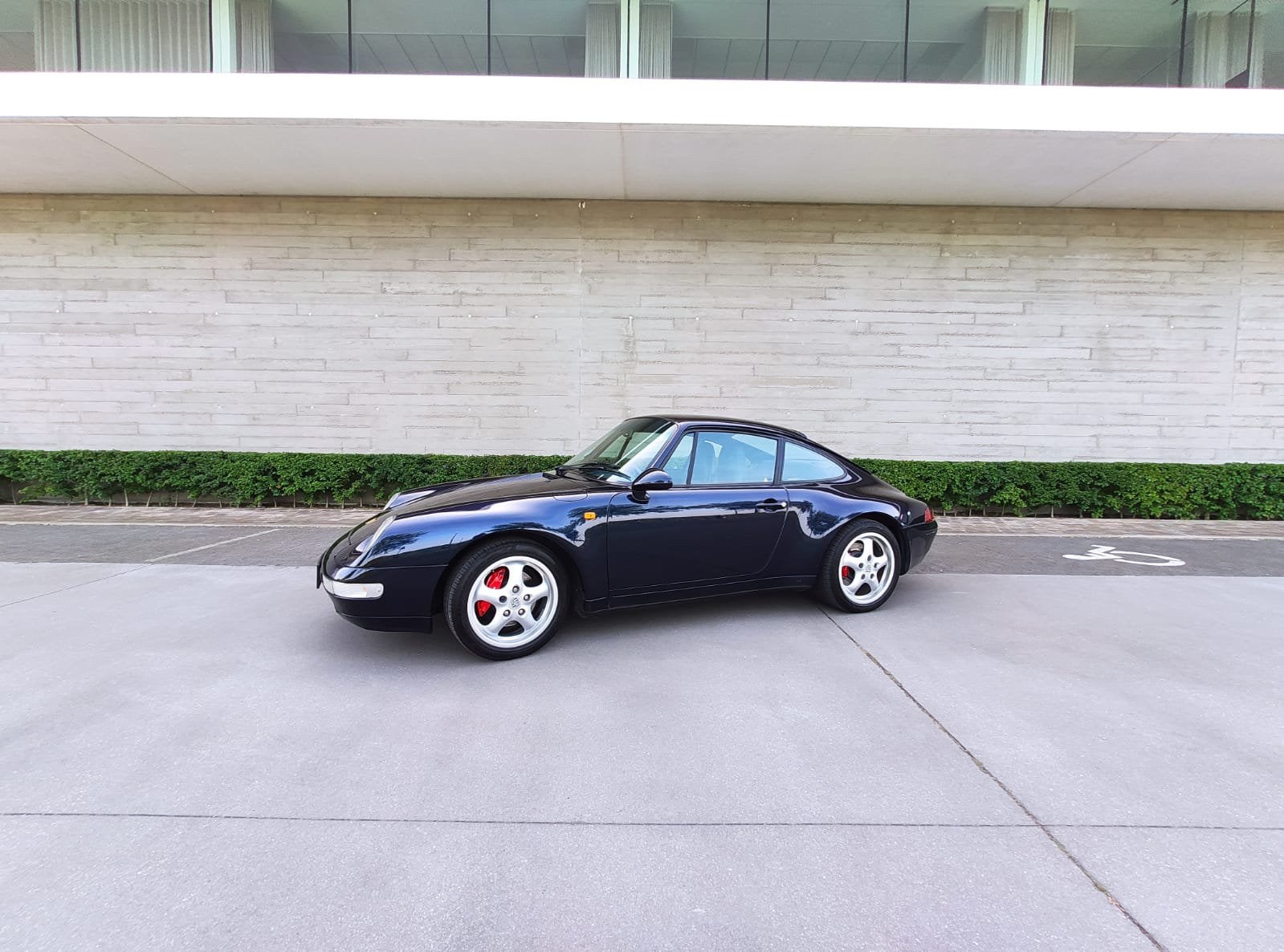 Porsche 911 993 carerra 2 coupe manueel, Achterwielaandrijving, Blauw, Leder, Handgeschakeld
