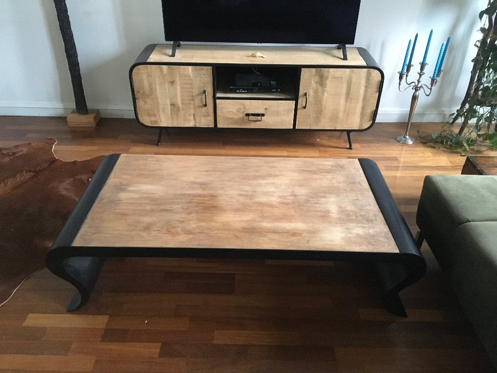 Salontafel, enig exemplaar, Huis en Inrichting, Ophalen, Grenenhout, Gebruikt, 100 tot 150 cm