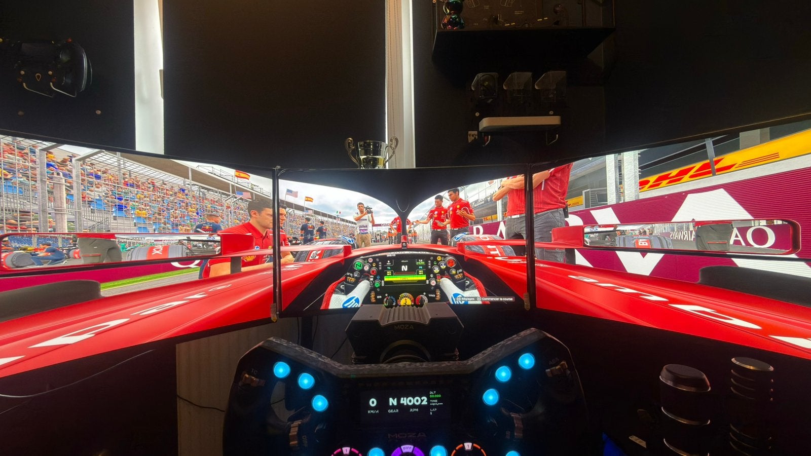 Triple écrans 32’ MSI - Simracing, Enlèvement, Comme neuf