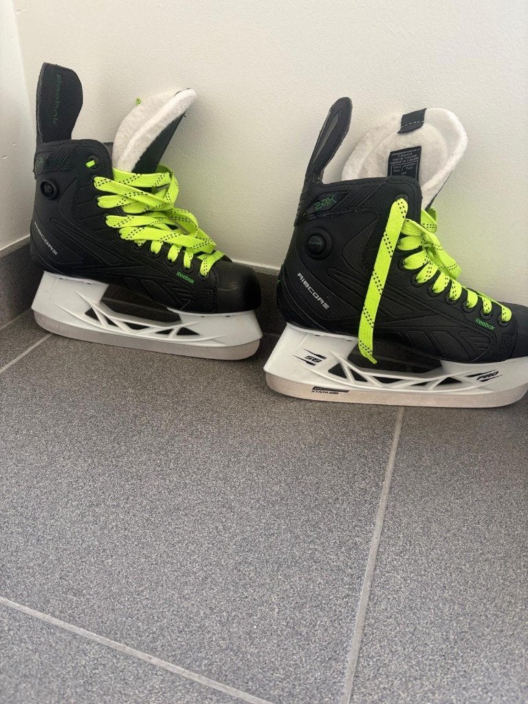 Schaatsen ijshockey, Sport en Fitness, Ophalen, Zo goed als nieuw, Schaatsen