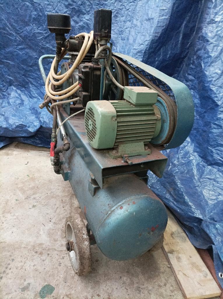 compressor, Ophalen, Gebruikt, 6 tot 10 bar, 25 tot 100 liter