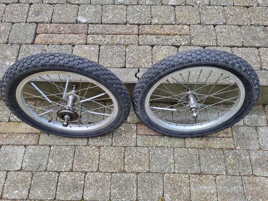 Fietsachterwielen 16, 20, 24 inch met binnen & buitenbanden, Fietsen en Brommers, Ophalen of Verzenden, 24 inch