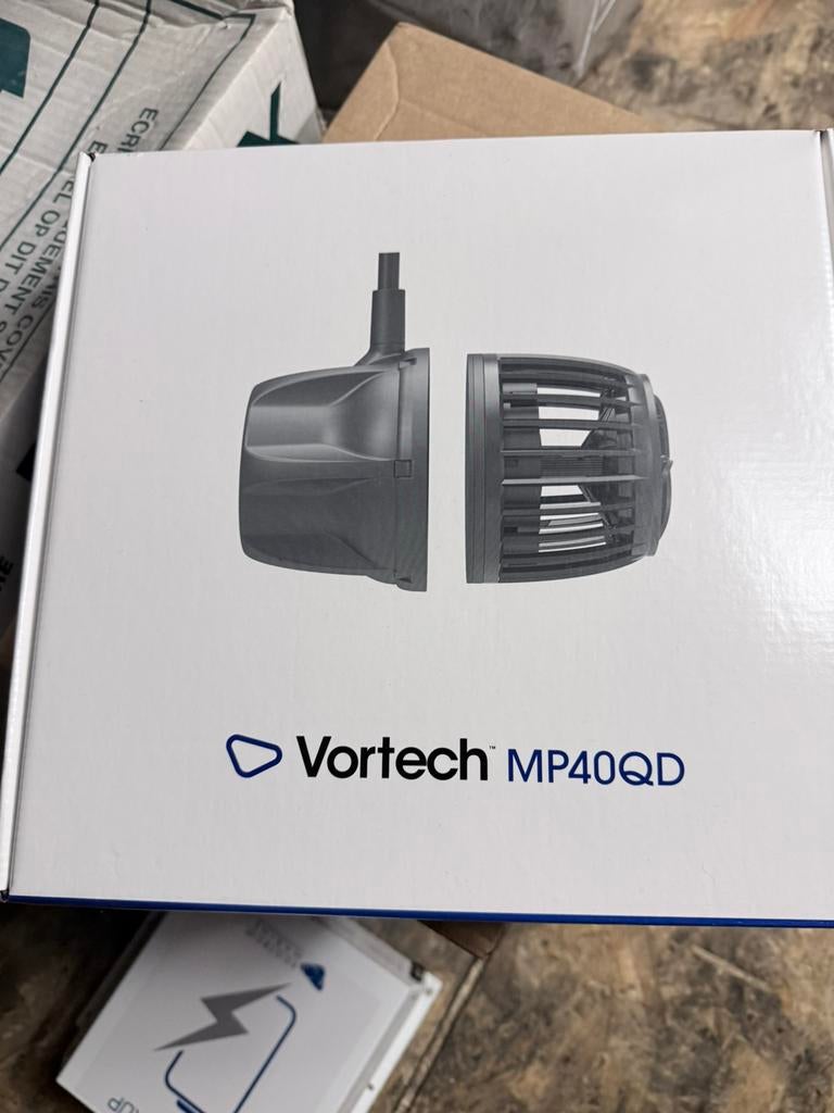 Pompe vortech MP40 + batterie secoure, Enlèvement, Comme neuf