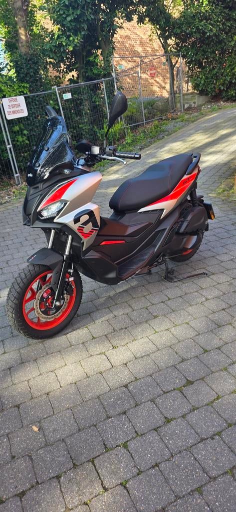 Aprilia SR GT 125, Fietsen en Brommers, Scooters | Aprilia