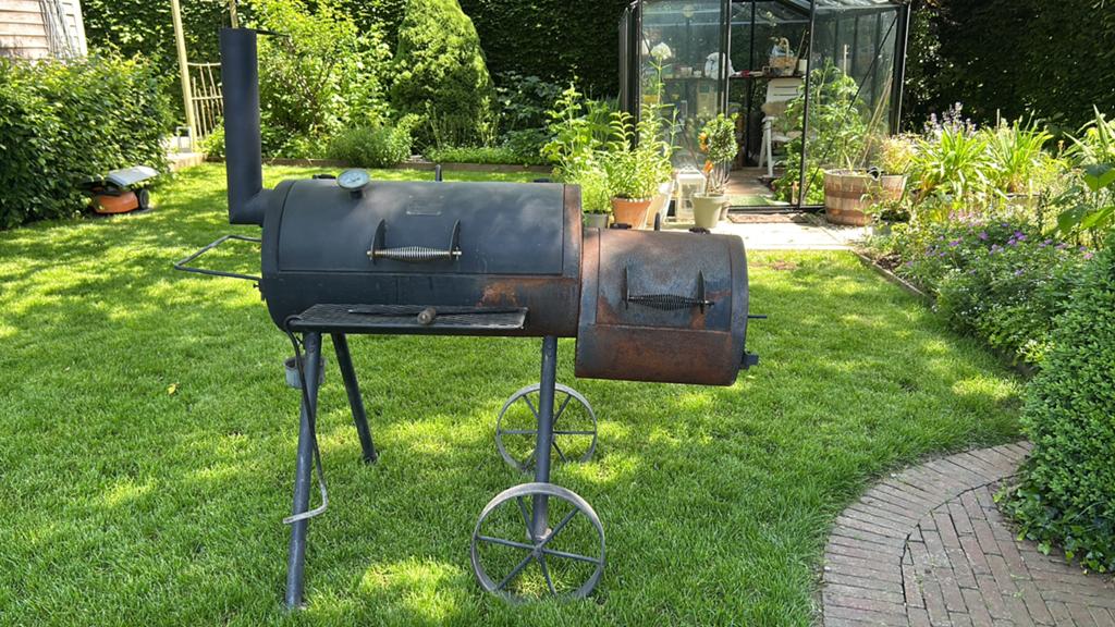 Oklahoma Joe barbecue, Ophalen, Gebruikt, Met accessoires