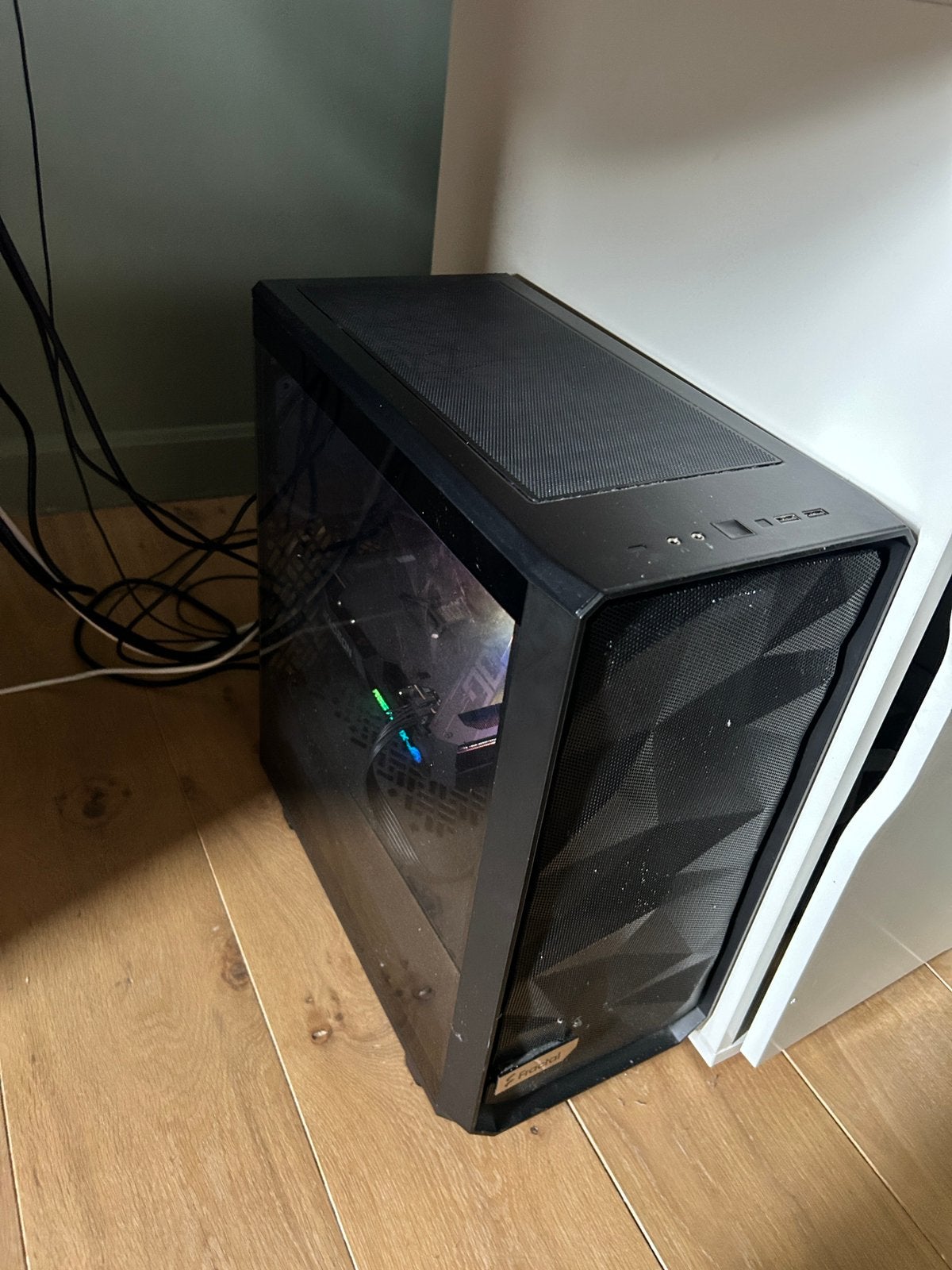 Gaming PC – Ryzen 5 5600 / RX 6650 XT / 32GB RAM / 2TB NVMe, Ophalen of Verzenden