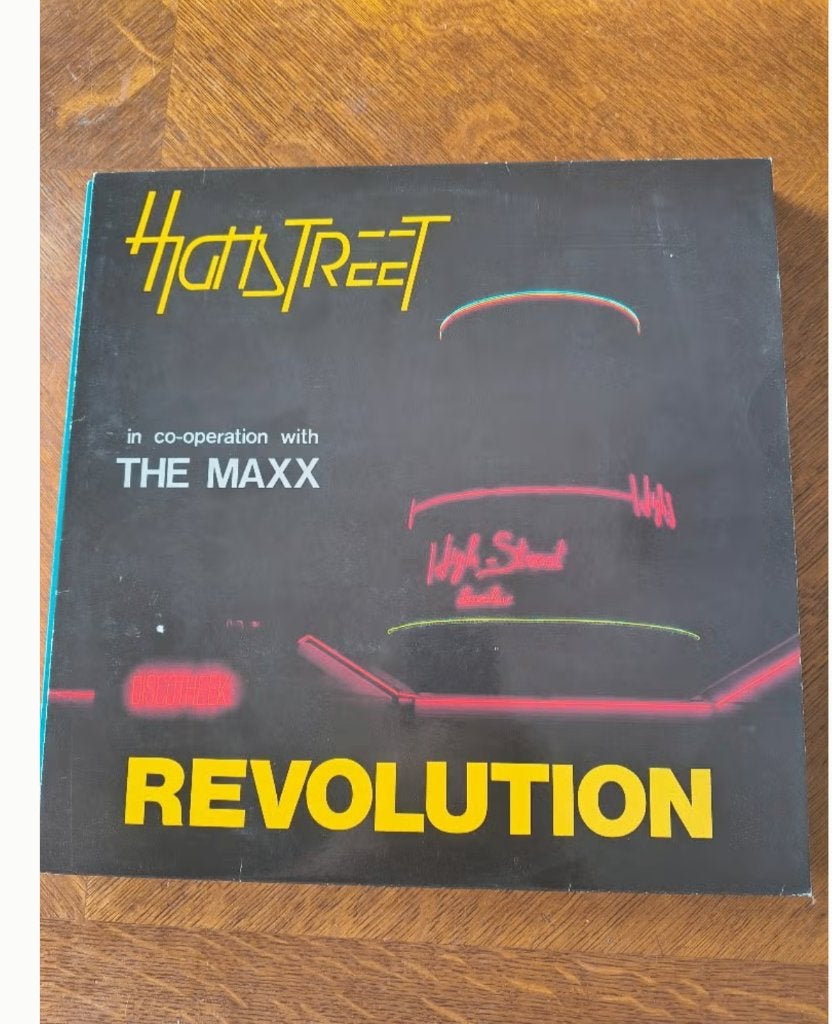 New Beat: highstreet - revolution, Cd's en Dvd's, Ophalen