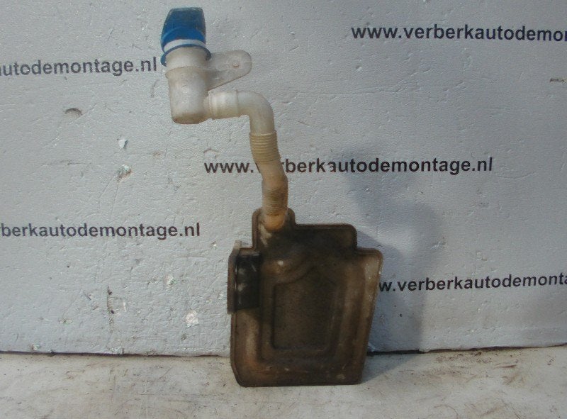 RUITENSPROEIERRESERVOIR Caddy III (2KA,2KH,2CA,2CH), Gebruikt, Volkswagen, Volkswagen AG, Kundenbetreuung@volkswagen.de