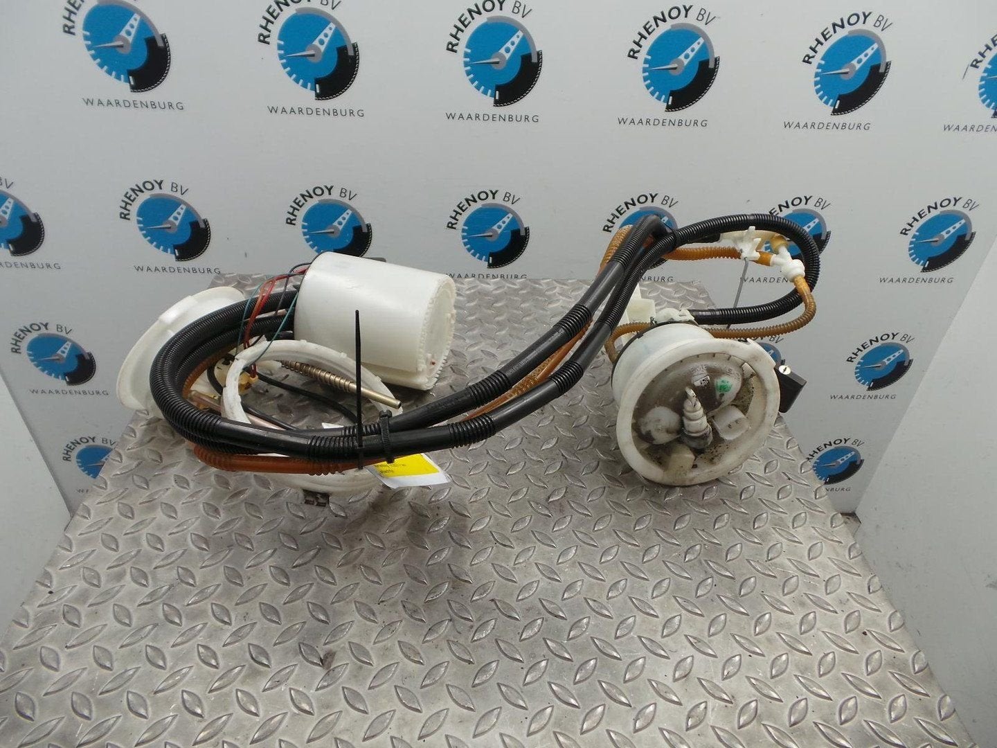 BMW 3 SERIES 325I DYNAMIC EXEC. BRANDSTOF POMP VOOR DE INJEC, Ophalen of Verzenden, Gebruikt, ARN erkend