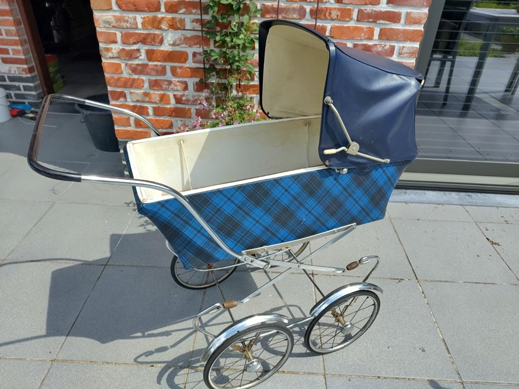 Vintage poppenwagen, Kinderen en Baby's, Speelgoed | Poppen, Ophalen