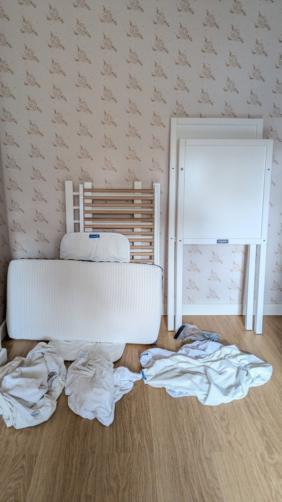 babybedje 80*40 cm met areosleepmatras + legger + hoeslakens, Ophalen, Gebruikt, Ledikant