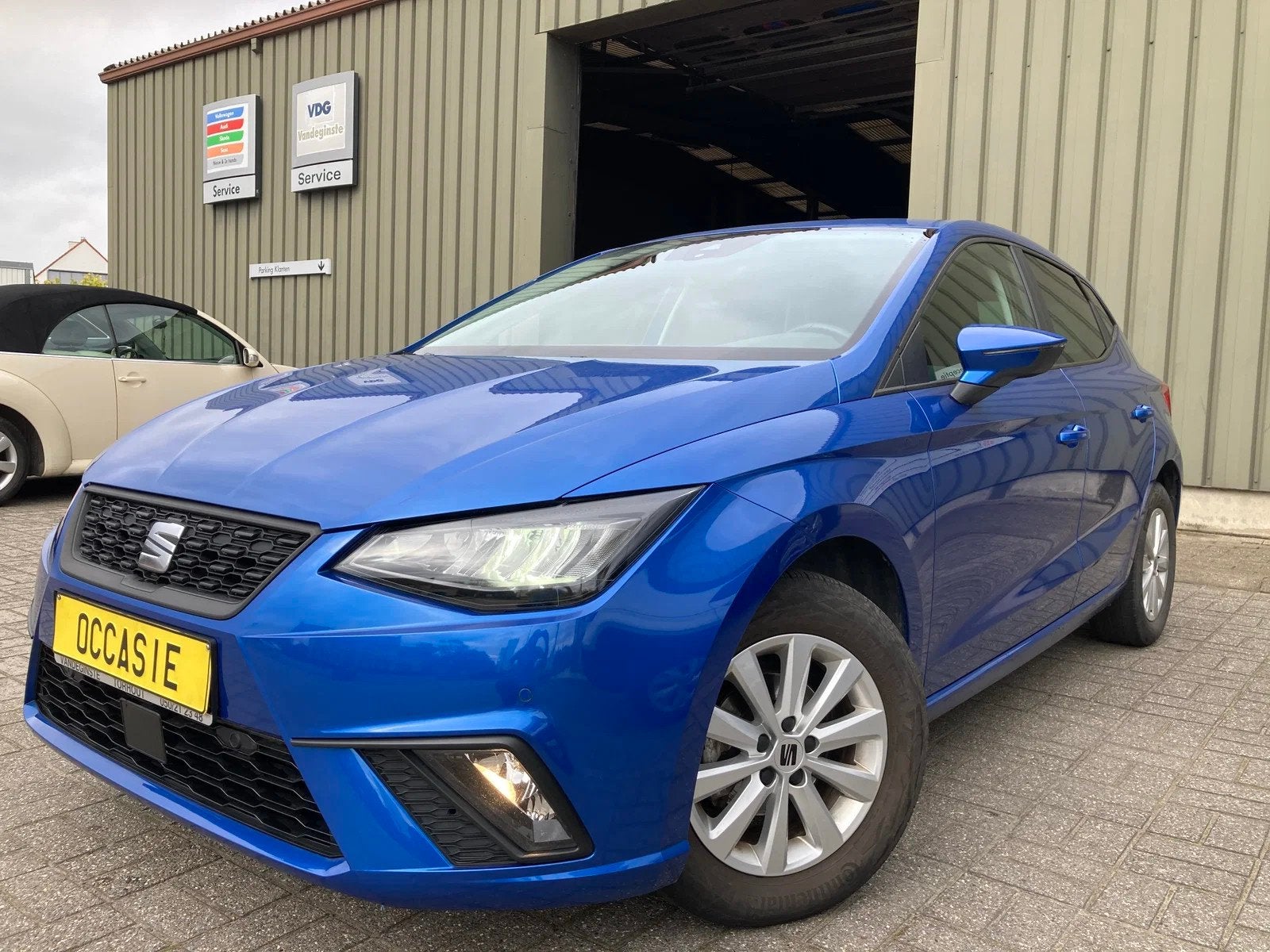 SEAT Ibiza Ibiza STYLE 95pk -App -Cruise -Camera en Parkss -, Auto's, 118 g/km, Stof, Gebruikt, Zwart