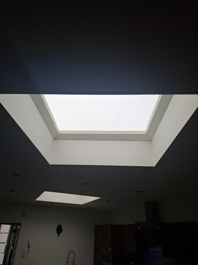 2 lichtkoepels ,alleen de schelppen ,enkelwandig, Ophalen