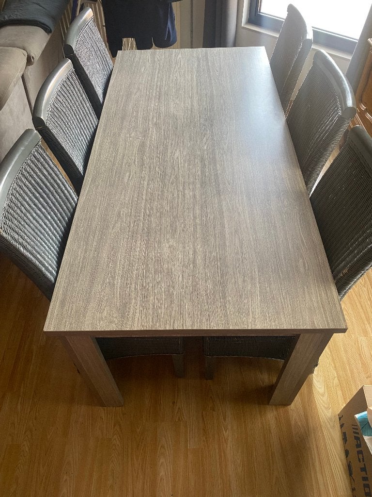 eettafel met zes stoelen, Ophalen